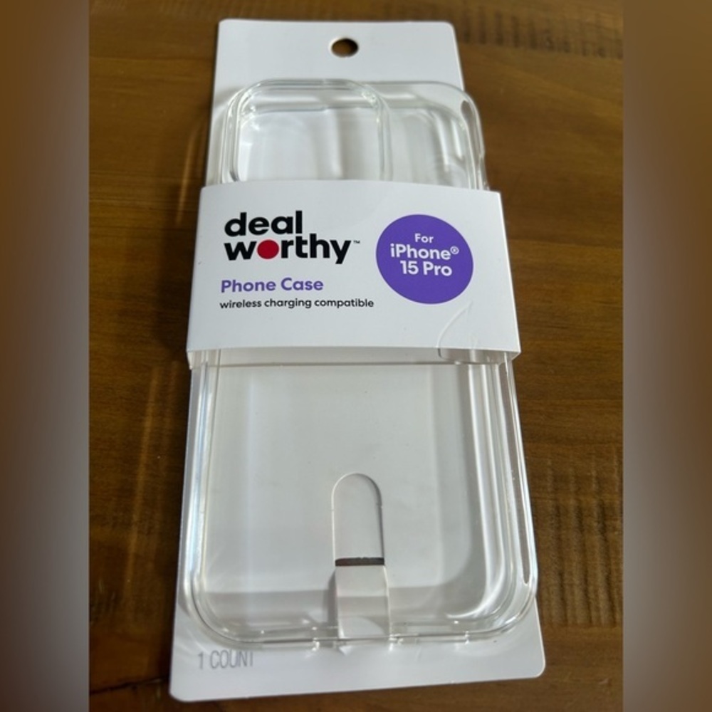 NWT Clear Phone Case for iPhone 15 Pro - Transparent Protective Cover